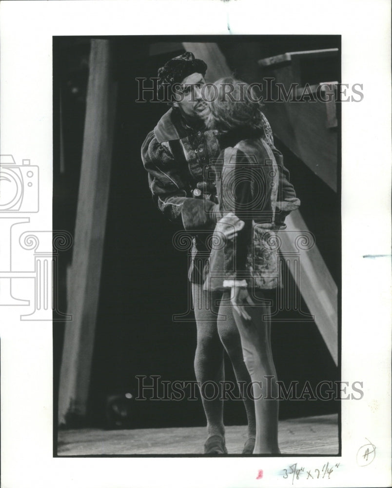 1977 Press Photo Richard III William Shakespeare Folio