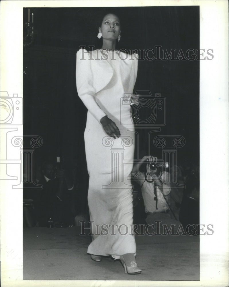 1983 Press Photo Women fashion, Carolina Herrers