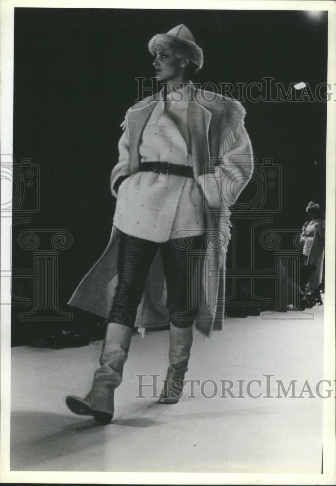 1981 Press Photo Castelbajacs Robinhood Skinlight Pant