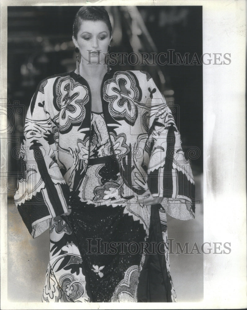 1982 Press Photo Iavishly Dugle Beaded Coat Micheale Vo