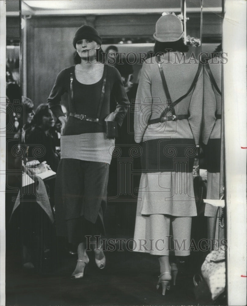 1975 Press Photo Fashion Women Designer