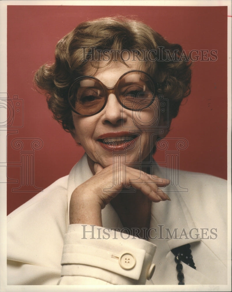 1985 Press Photo Tavy Stone News Writer