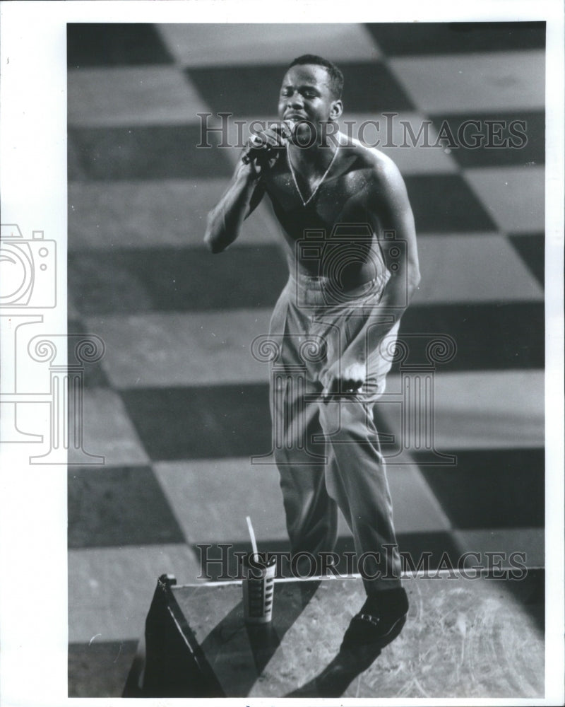 1996 Press Photo Bobby Brown Step Newq Edition RAB