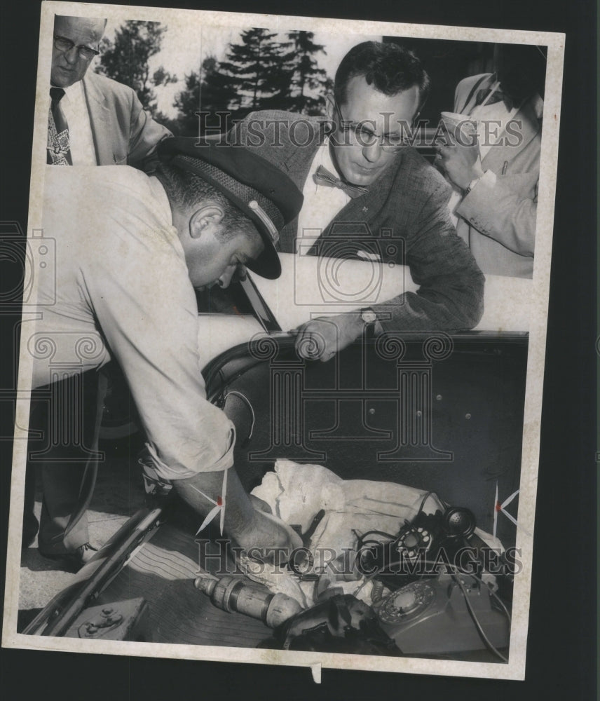 1958 Press Photo Police Michardon Midson Prosecutor