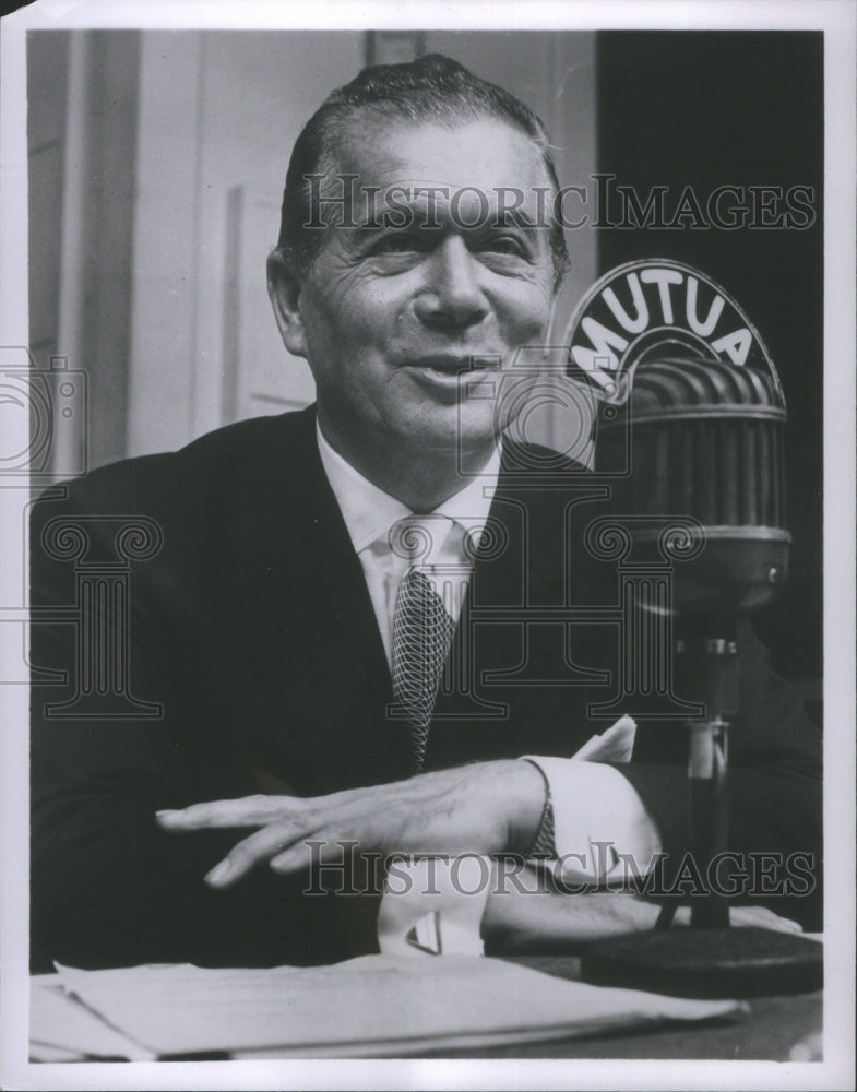 1956 Press Photo s Health Expert Saylord