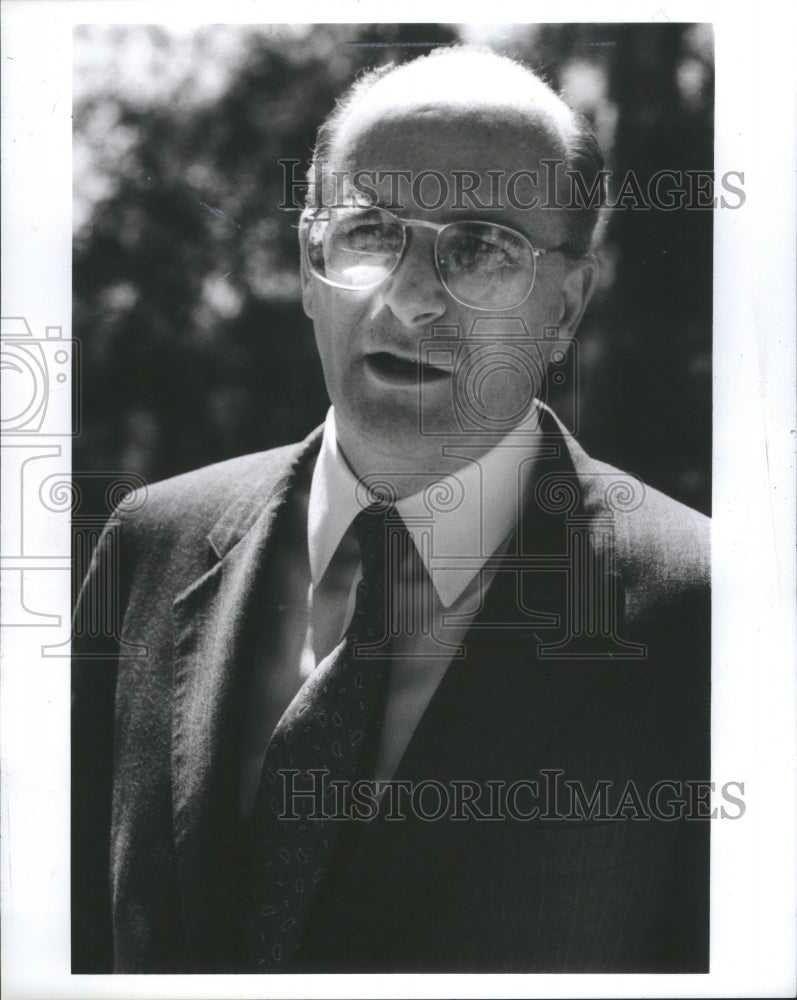 1985 Press Photo Fred mester Judge