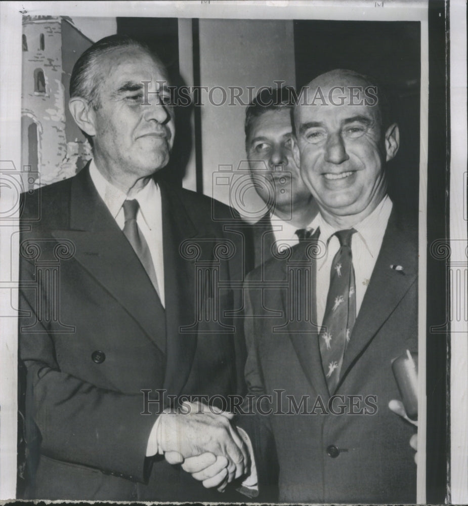 1956 Press Photo Stevenson Beats Harriman Dem Nom