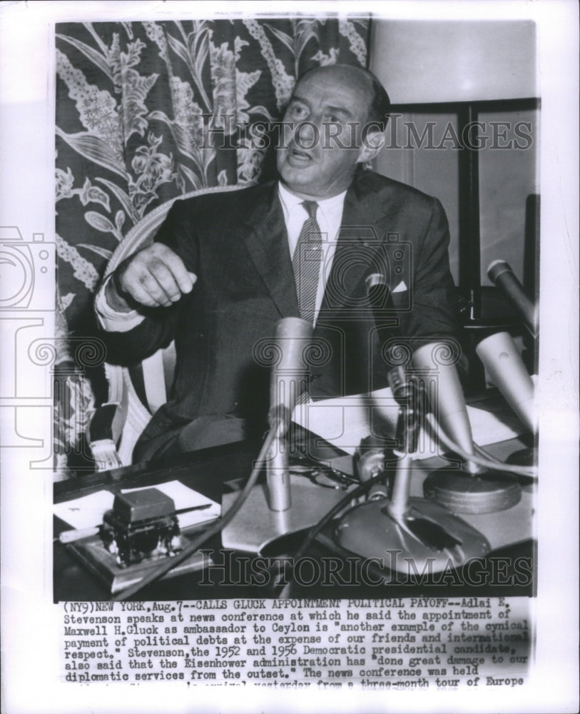 1957 Press Photo Adlai Stevenson American politician