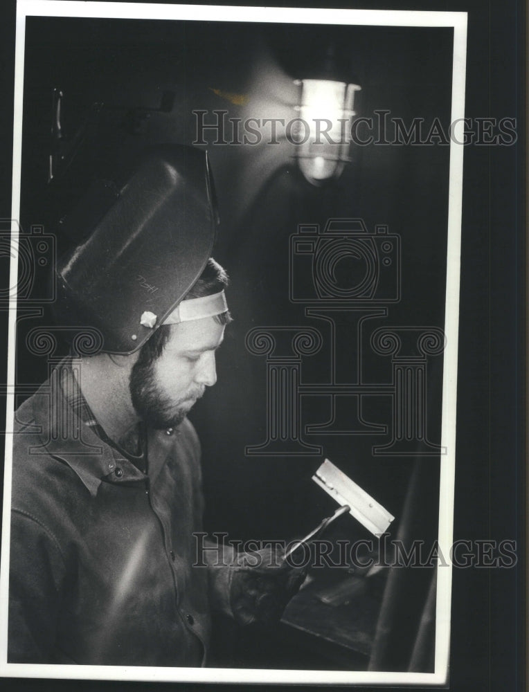 1982 Press Photo Henry Ford Community College Student