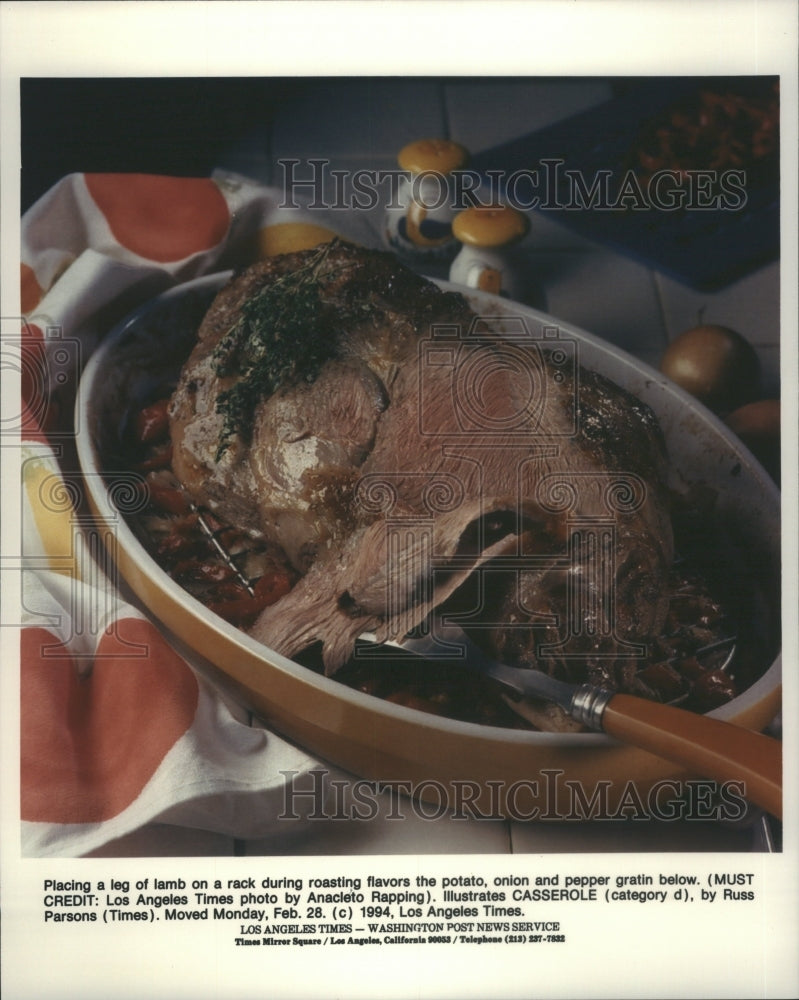 1994 Press Photo Lamb Rack Roating Potato Onion Pepper