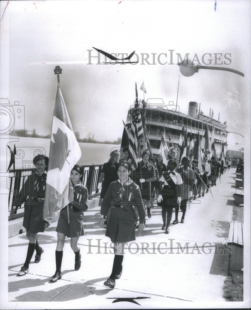 1970 Press Photo Canadian Gil Scotts US Bob Lo Boat Led