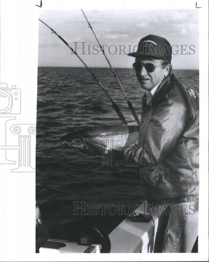 1990 Press Photo Jim Mattis Frankfort Boat Skipper