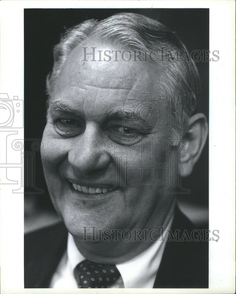 1985 Press Photo Oakland County Executive Murphy Daniel