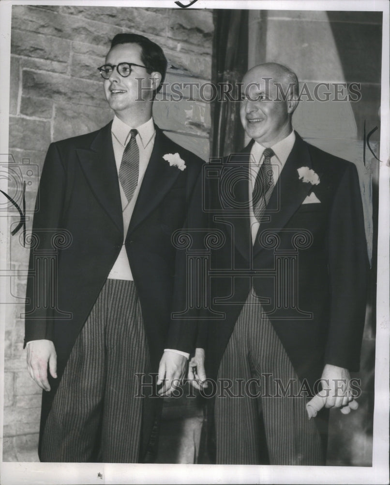 1951 Press Photo News Editor Art Ordered General News