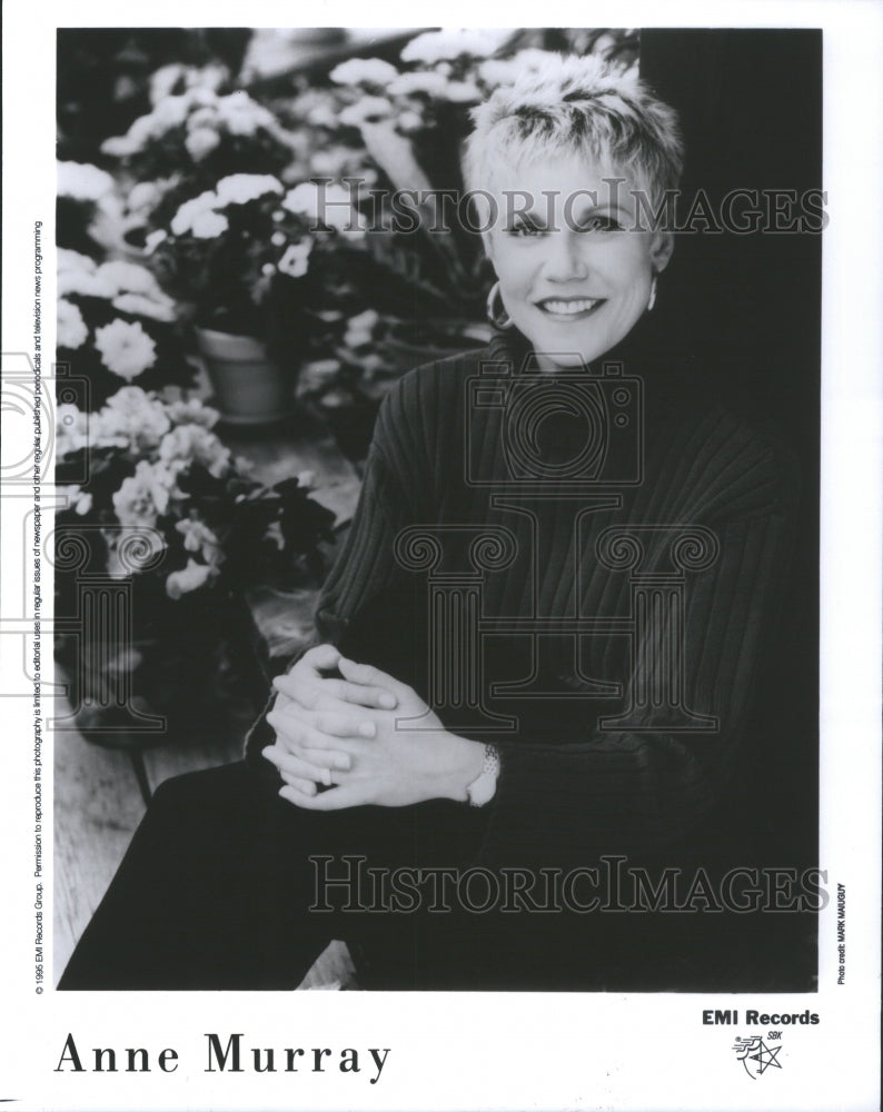 1995 Press Photo Anne Murray Entertainer Singer - RRS72337 - Historic Images