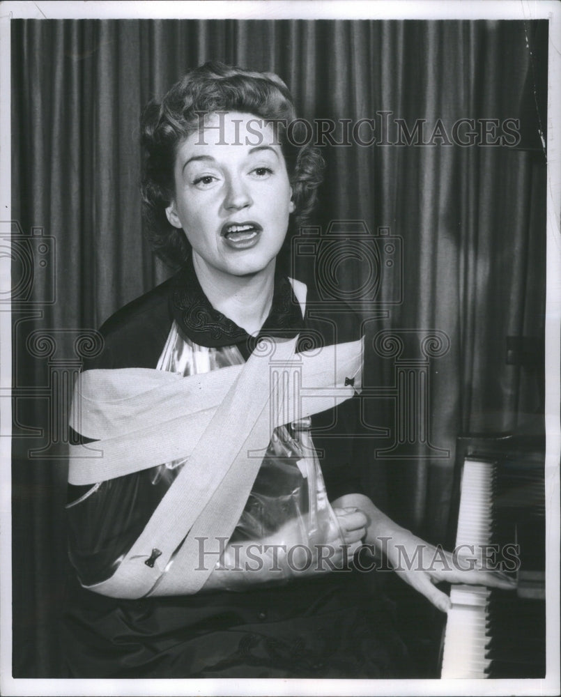 1956 Press Photo Stevens Singer