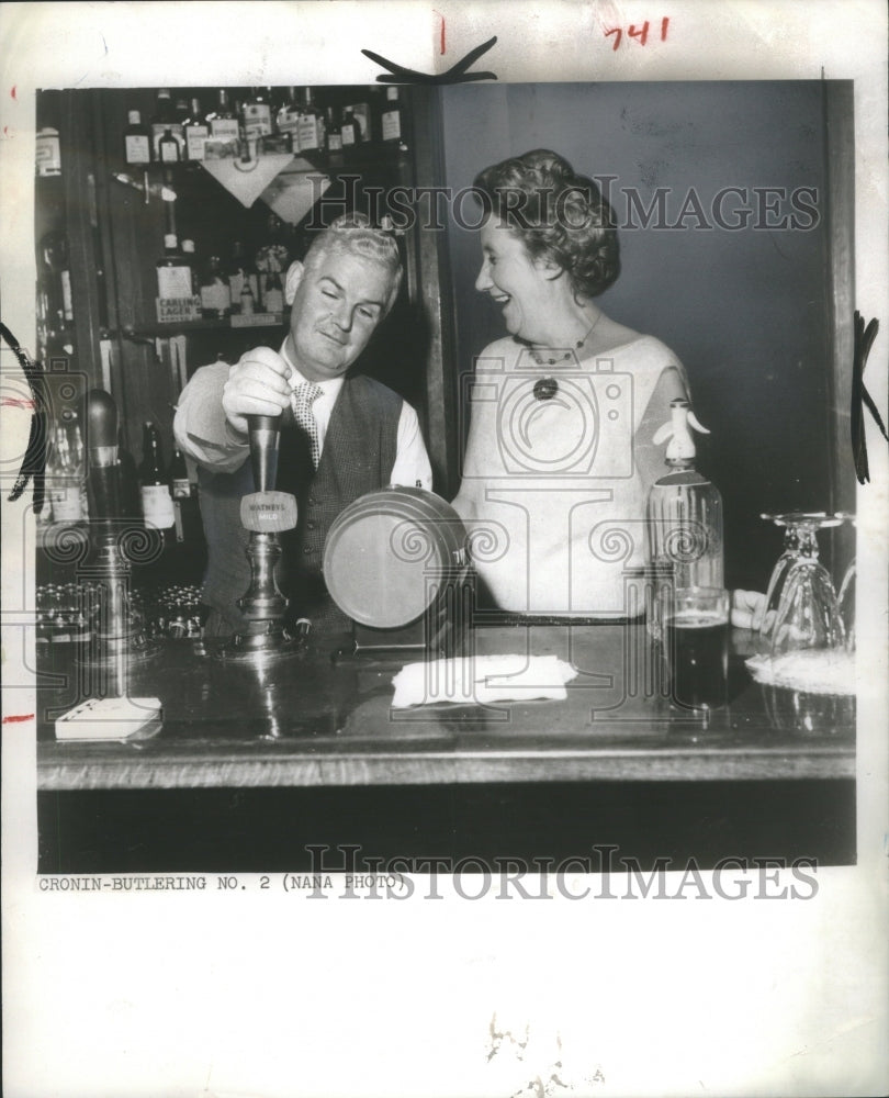 1961 Press Photo Butler Thomas Cronin Jacket