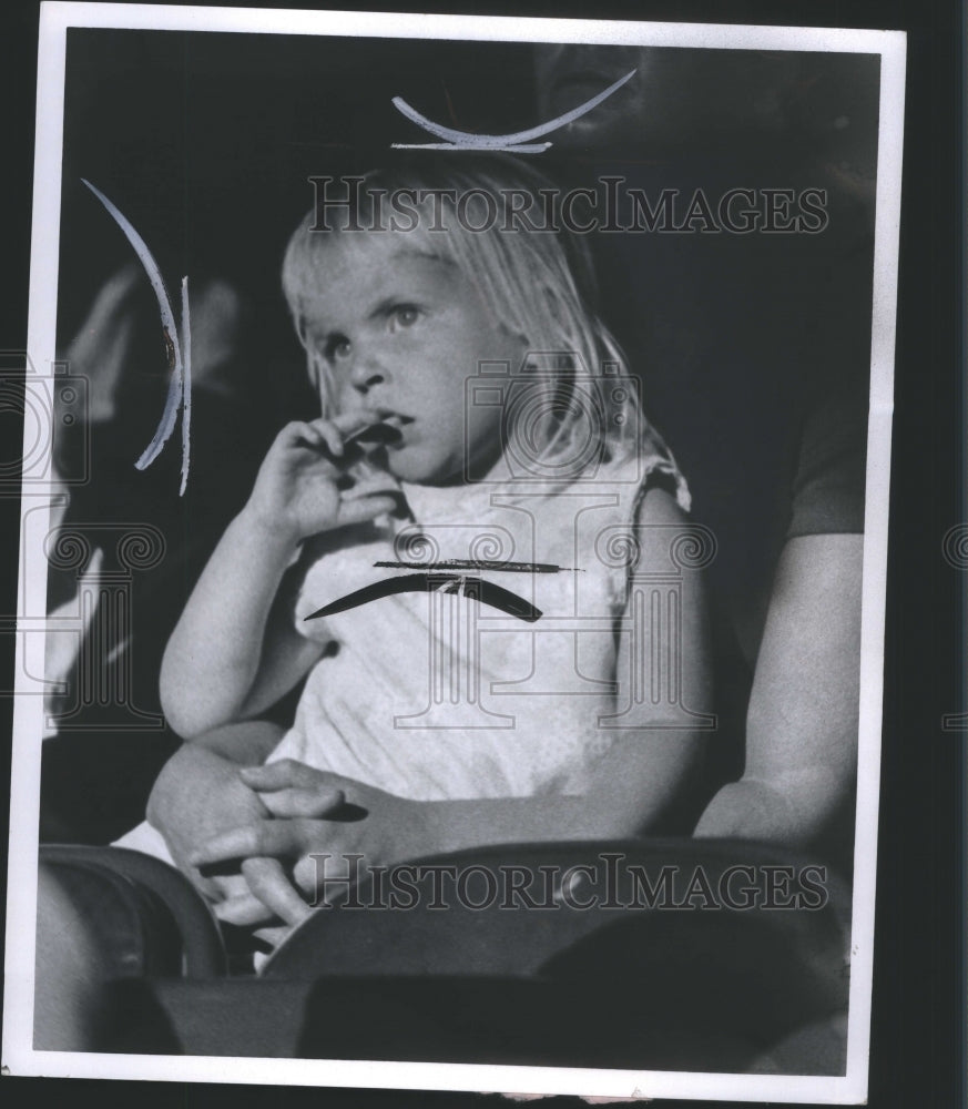 1971 Press Photo Ruth Mezel Police Association Circus