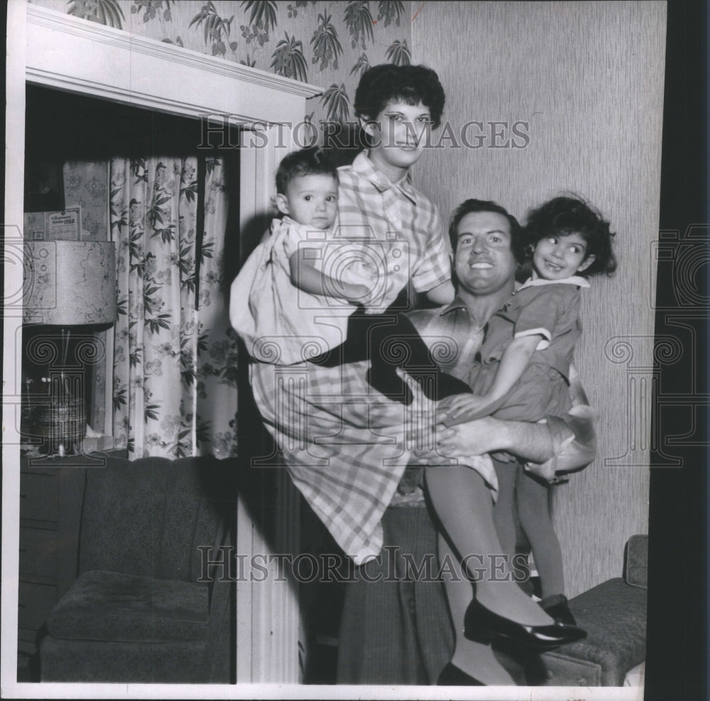 1960 Press Photo Bernard Deigham