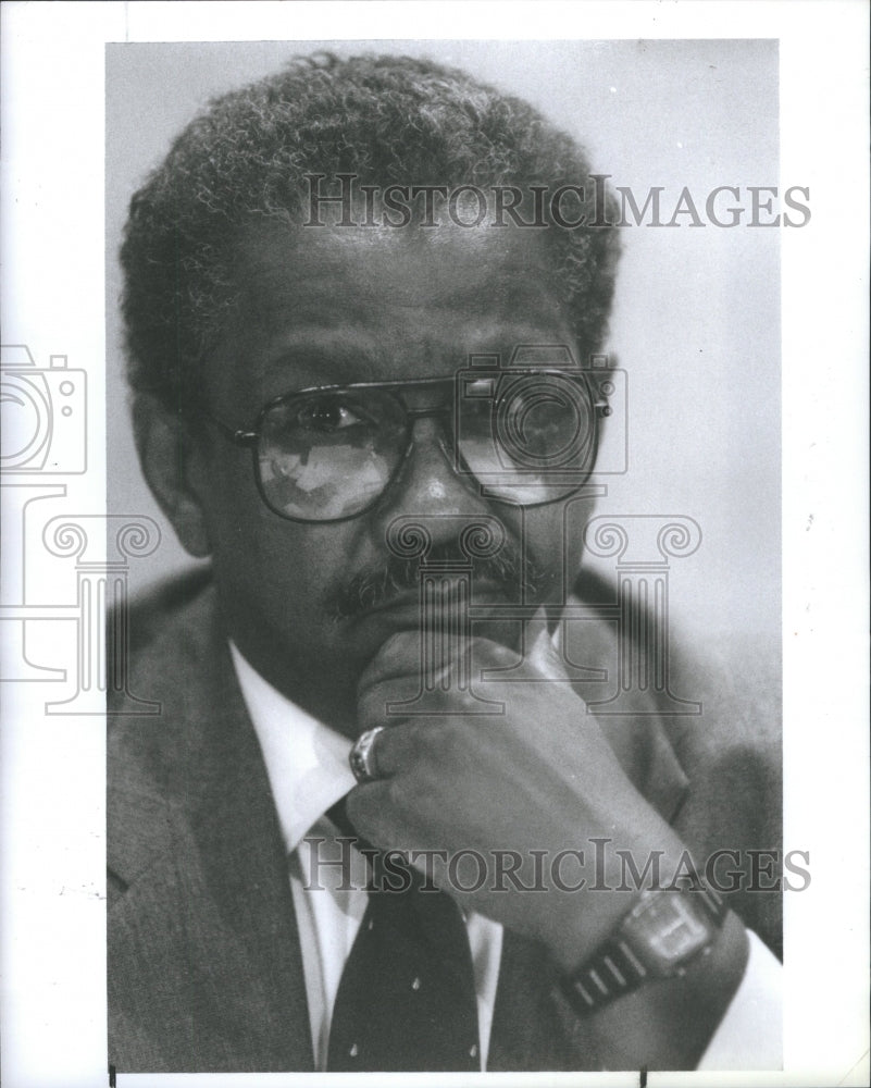 1990 Press Photo MSU Trustee Malcolm Dade Closeup