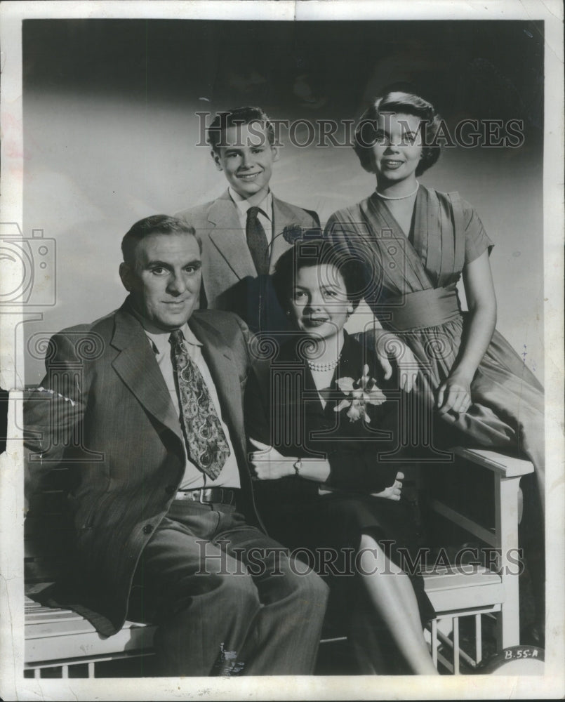 1955 Press Photo Actress Marjorle People Entertriner