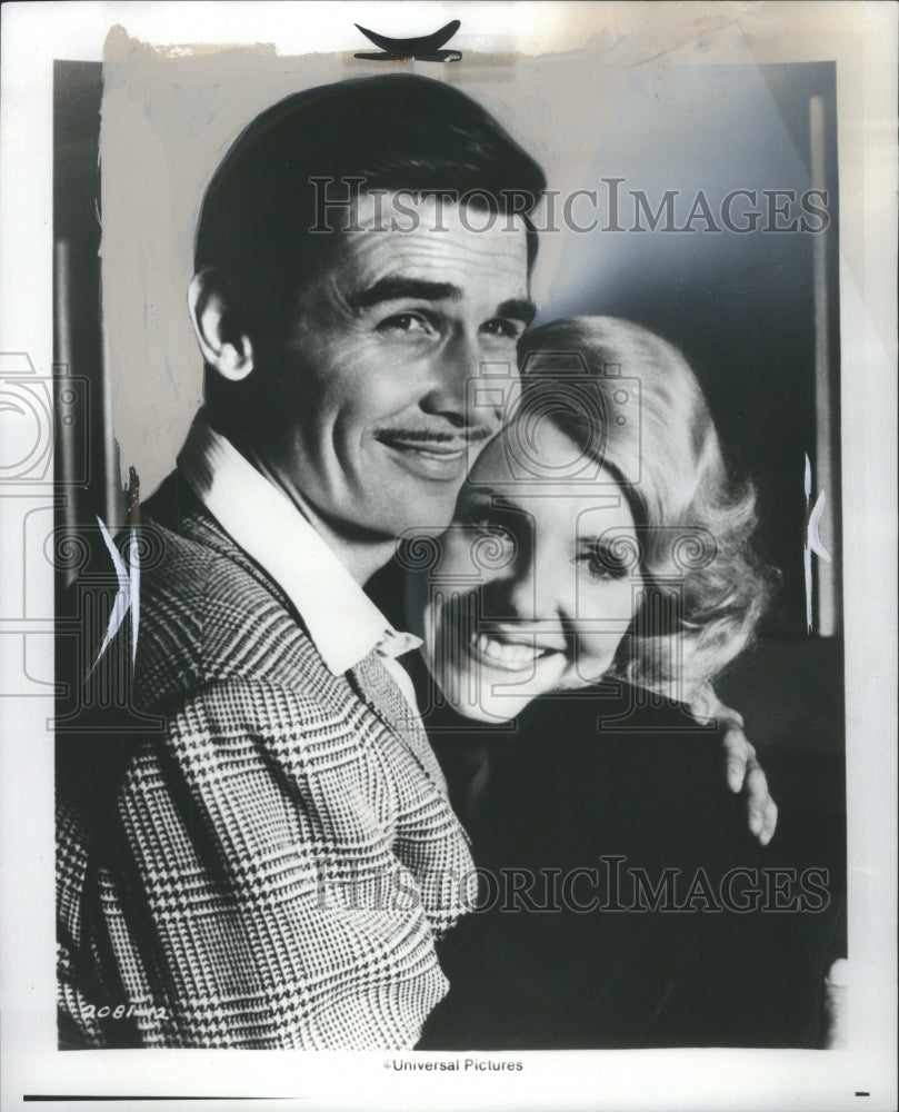 1976 Press Photo James Brolin Jill Claybough Actors