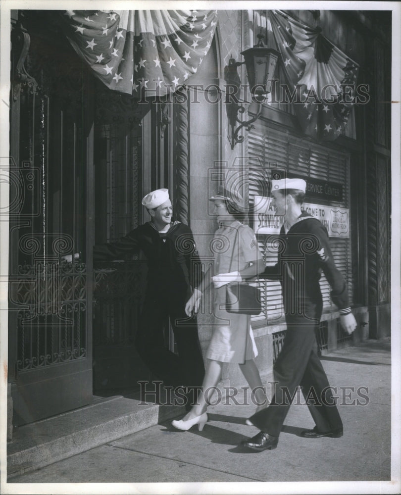 1943 Service Center - Historic Images