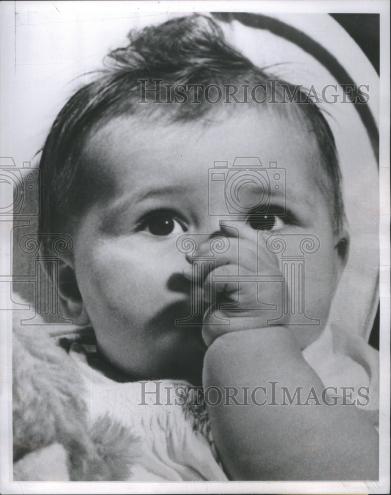 1952 Baby Sucking Thumb - Historic Images