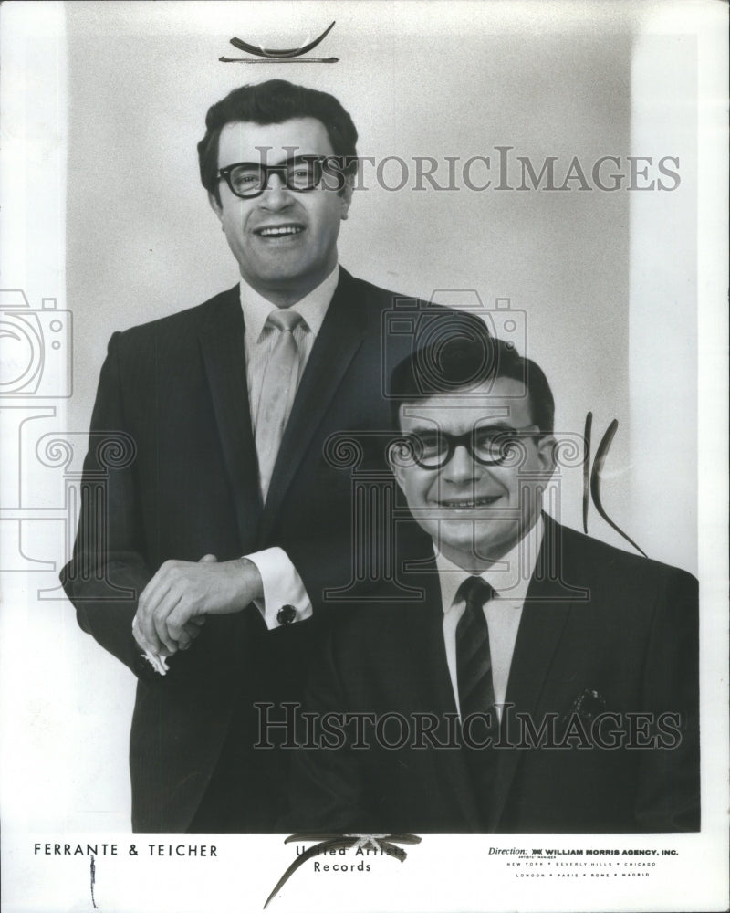 1966 Press Photo Ferrante &amp; Teicher Piano Playing Duo