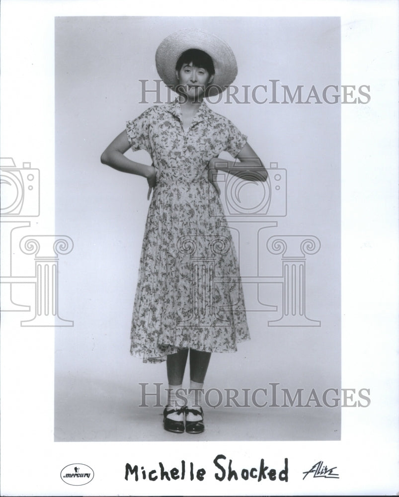 1992 Actress Michelle Shocked Dress - Historic Images