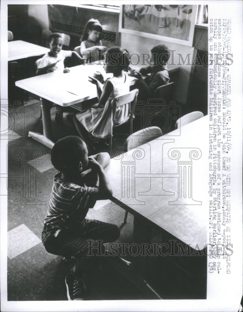 1964 Press Photo Isolated Boy Pittsburgh Program Edu