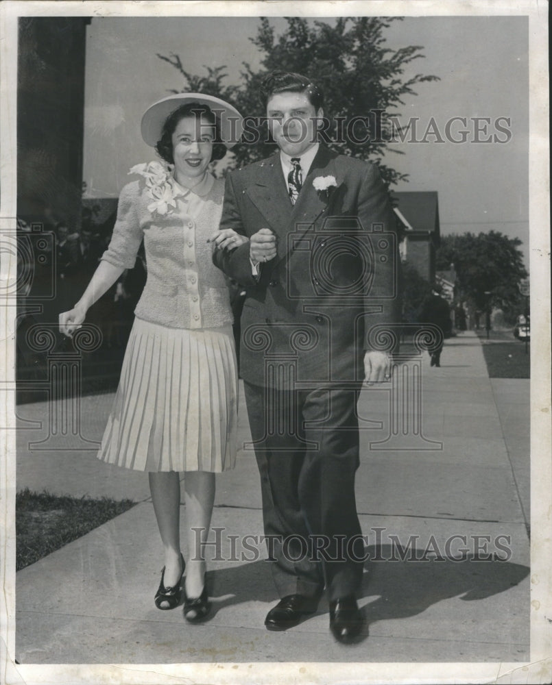 1941 Press Photo Mr Dawson Taylor Wife Couple Nicely