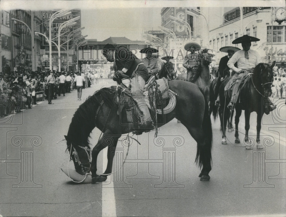 1959 Horseback riding - Historic Images