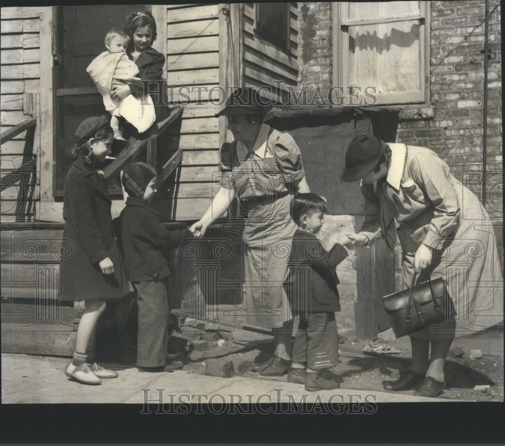 1940 Press Photo People Children Organisations