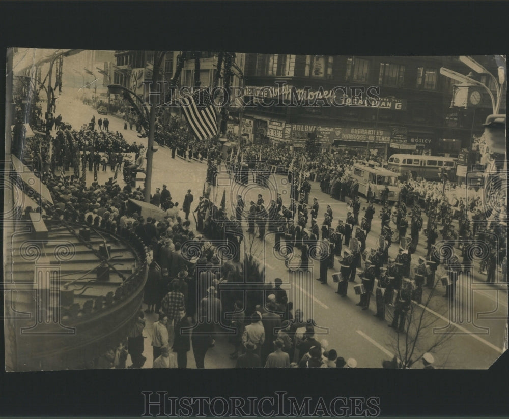 1961 Press Photo Veterans Day Memorial in city streets