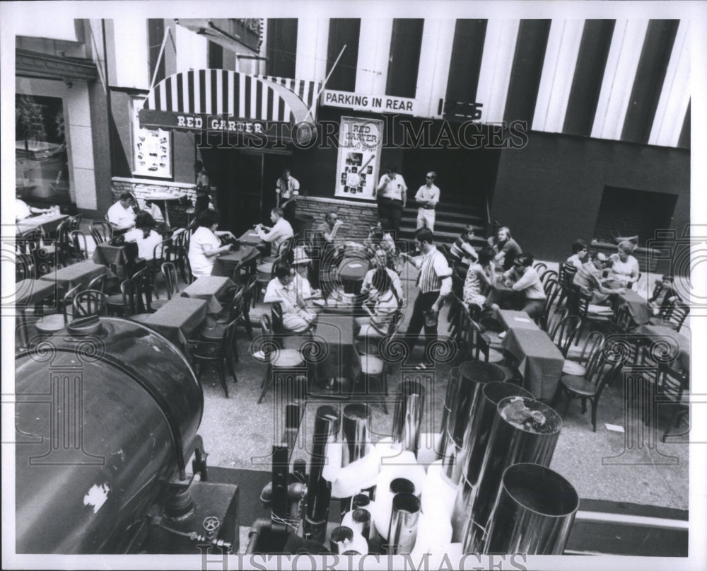 1970 Press Photo Beer garden