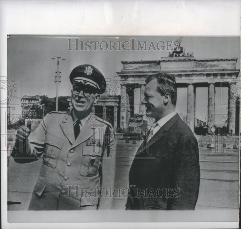 1961 Press Photo Gen Bruce C Clarke US Army Europe