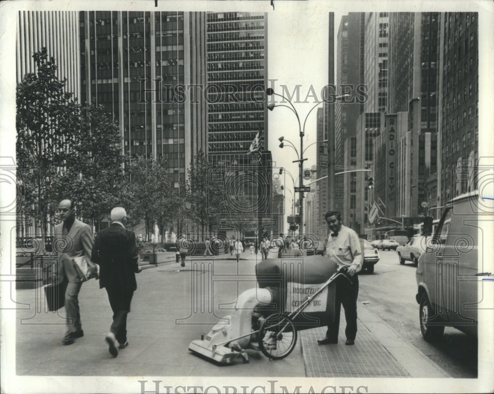 1977 Press Photo New York Ctiy