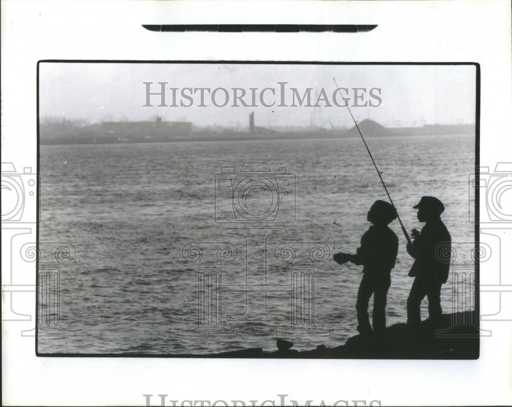 1984 Fishing Detroit - Historic Images