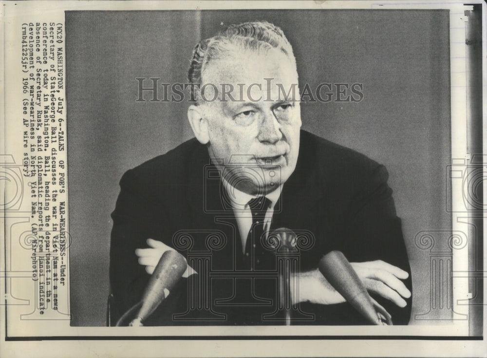 1966 Press Photo Secretary of State George Ball Vietnam