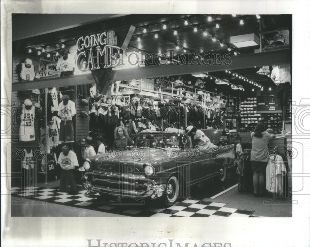 1992 Press Photo &quot;Going To The Game&quot; Clothing Store - RRS78027 - Historic Images