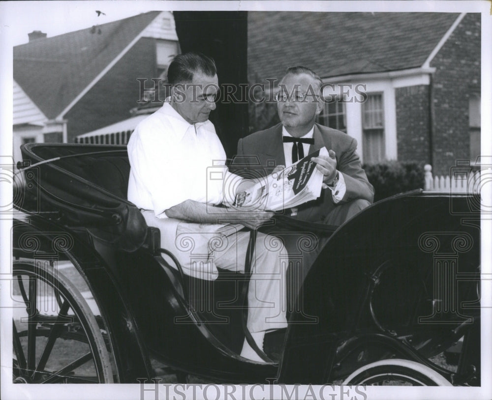 1956 Press Photo Don Chapney Receives Ink White&#39;s Paper