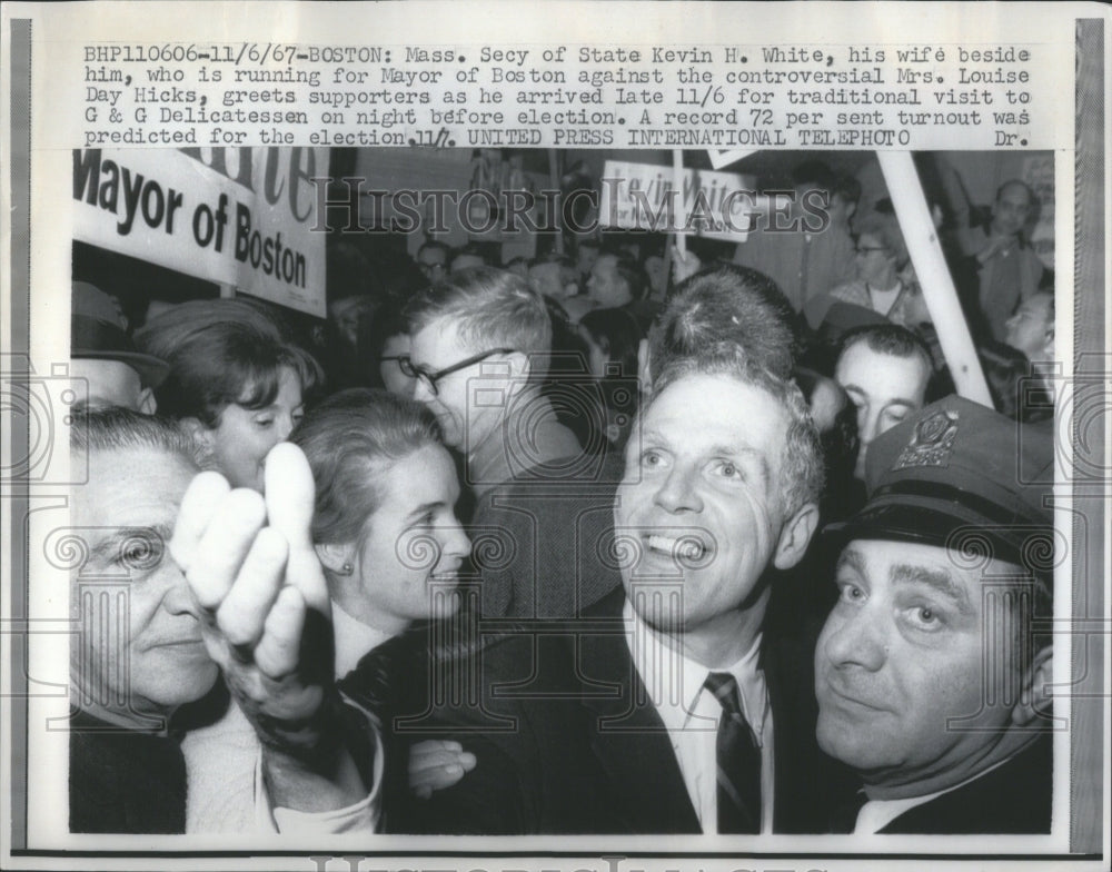 1967 Press Photo Boston Mayoral Hopeful Kevin H. White