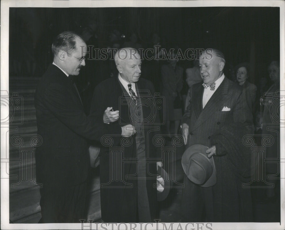 1947 Press Photo Pres Arts Commision Check Lights