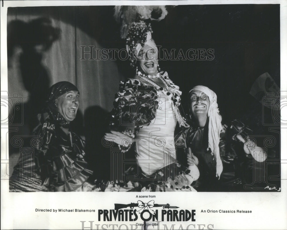 1984 Press Photo Privates Parade Terri Dennis Peter