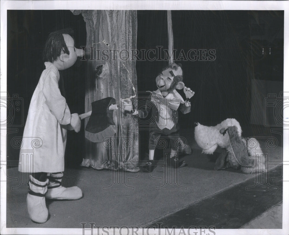 1956 Press Photo Puppets Elmo Woodohapper O Leary Lepe