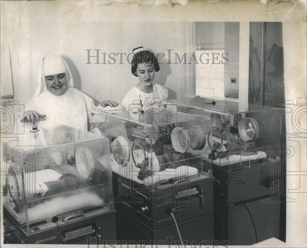 1961 Press Photo Byron Winn Triplets