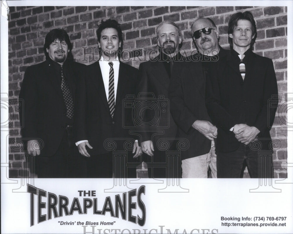 2000 Press Photo The Terraplanes Entertainers Drivin