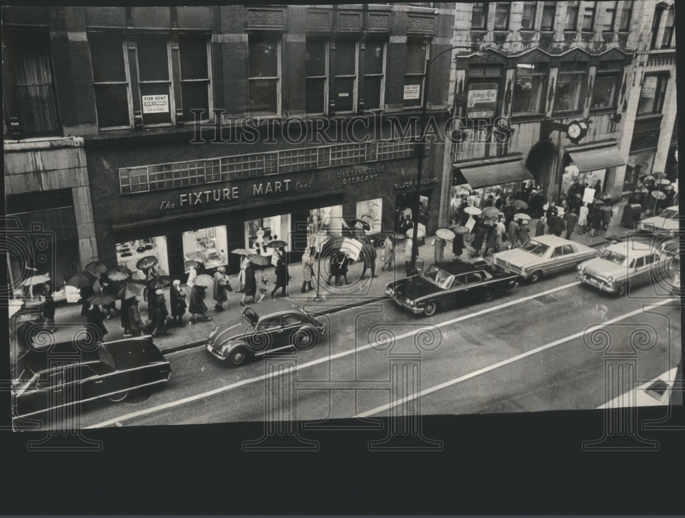 1966 Press Photo Cook County Public Aid Dept