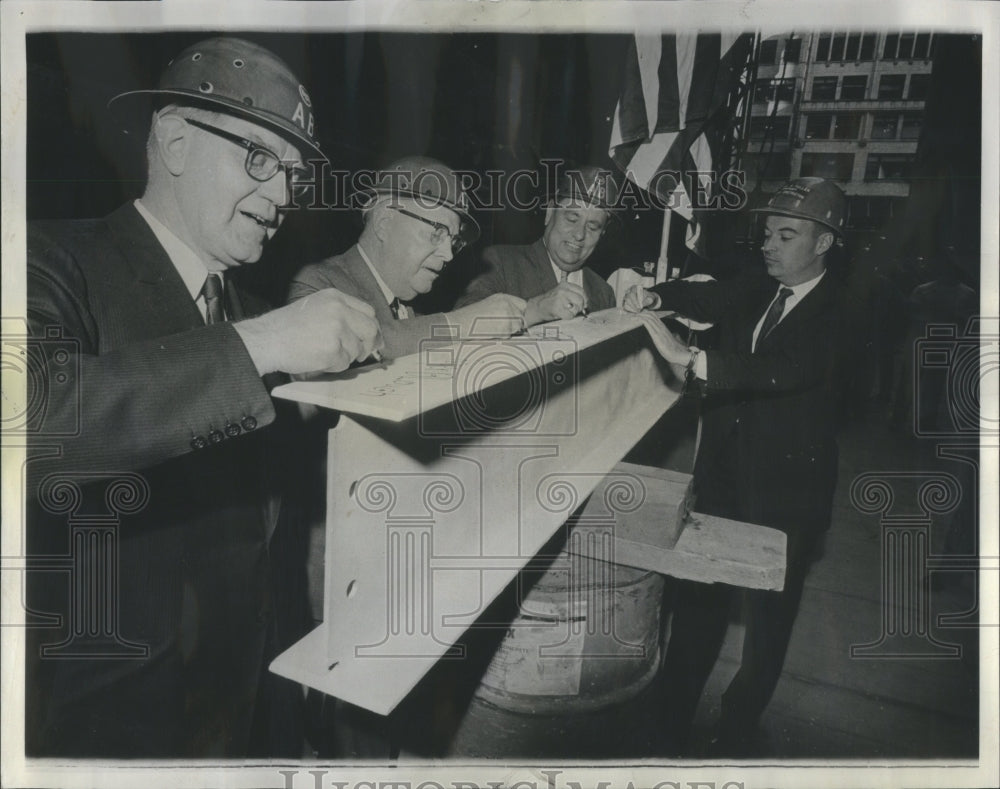 1965 Press Photo Connecticut Mutual Life Building